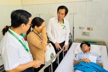 Học sinh lớp 12 bị đầu độc xyanua đủ điều kiện đặc cách tốt nghiệp