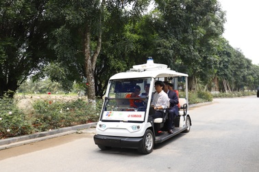 Việt Nam bắt đầu thử nghiệm xe điện tự lái tại khu đô thị