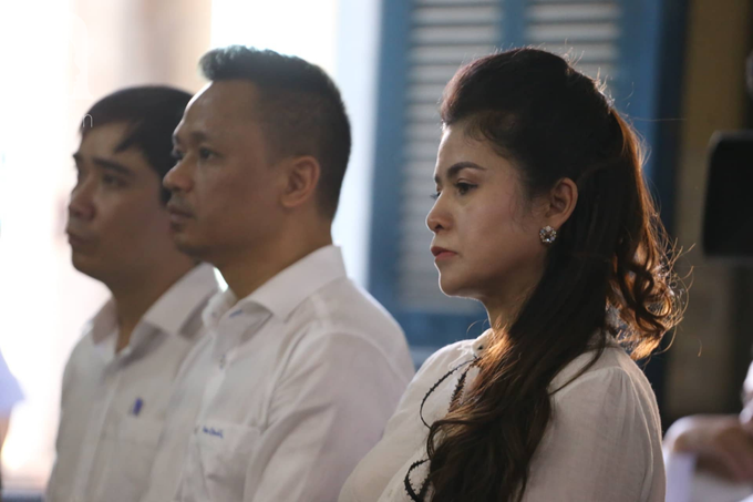 Giành điều hành Trung Nguyên, bà Lê Hoàng Diệp Thảo mất toàn bộ cổ phần ở 7 công ty vào tay ông Vũ như thế nào? - Ảnh 2. Giành điều hành Trung Nguyên, bà Lê Hoàng Diệp Thảo mất toàn bộ cổ phần ở 7 công ty vào tay ông Vũ như thế nào? - Ảnh 2.