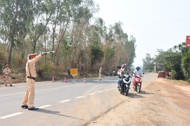 Theo dõi, cách ly nhiều trường hợp từ Đà Nẵng về có biểu hiện sốt