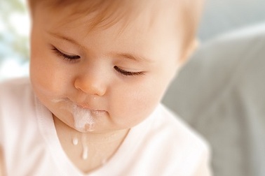 3 sai lầm phổ biến nhất của các mẹ khi chăm trẻ