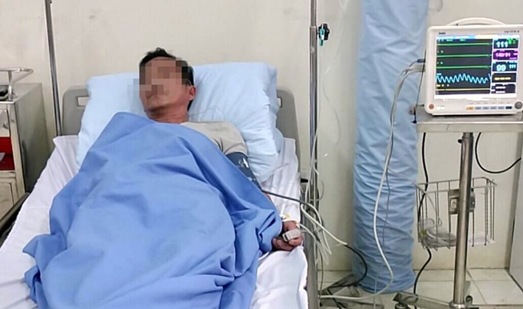 Người đàn ông bị sốc phản vệ chỉ vì ăn lòng, tiết canh - 1 Người đàn ông bị sốc phản vệ chỉ vì ăn lòng, tiết canh - 1