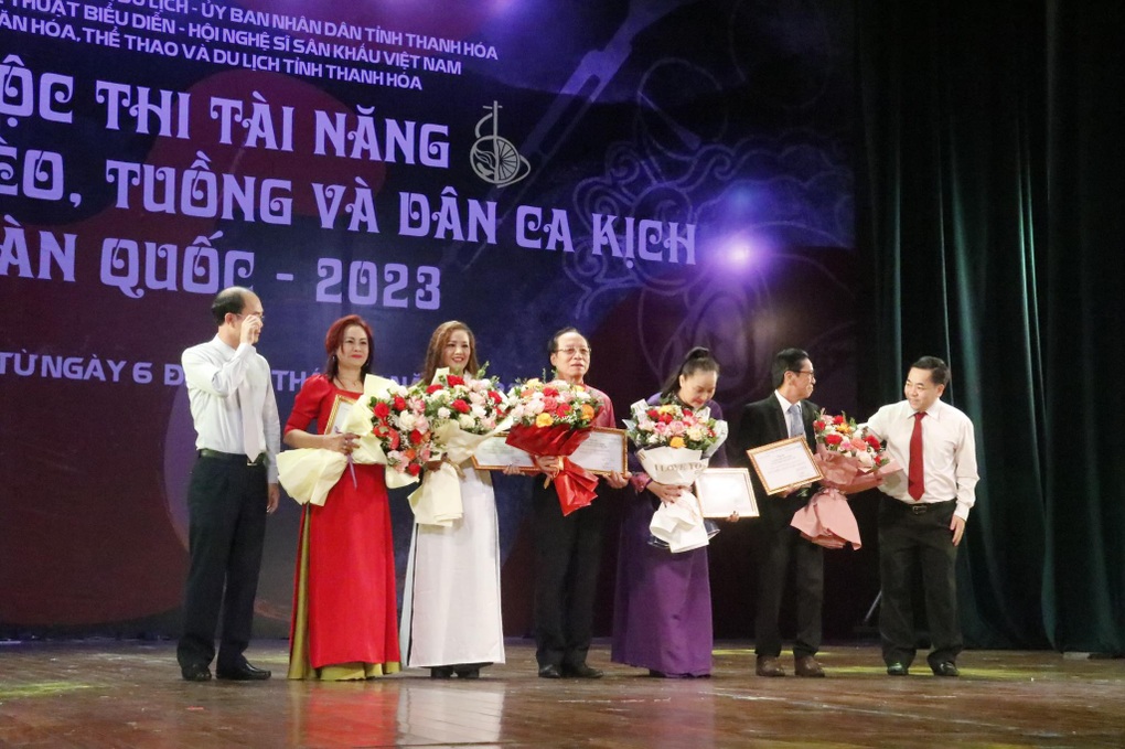 Bế mạc cuộc thi Tài năng diễn viên Tuồng và Dân ca kịch toàn quốc - 2 Bế mạc cuộc thi Tài năng diễn viên Tuồng và Dân ca kịch toàn quốc - 2