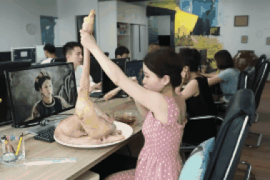 "Thánh ăn công sở" là nỗi ám ảnh của thế hệ 9X giờ ra sao?