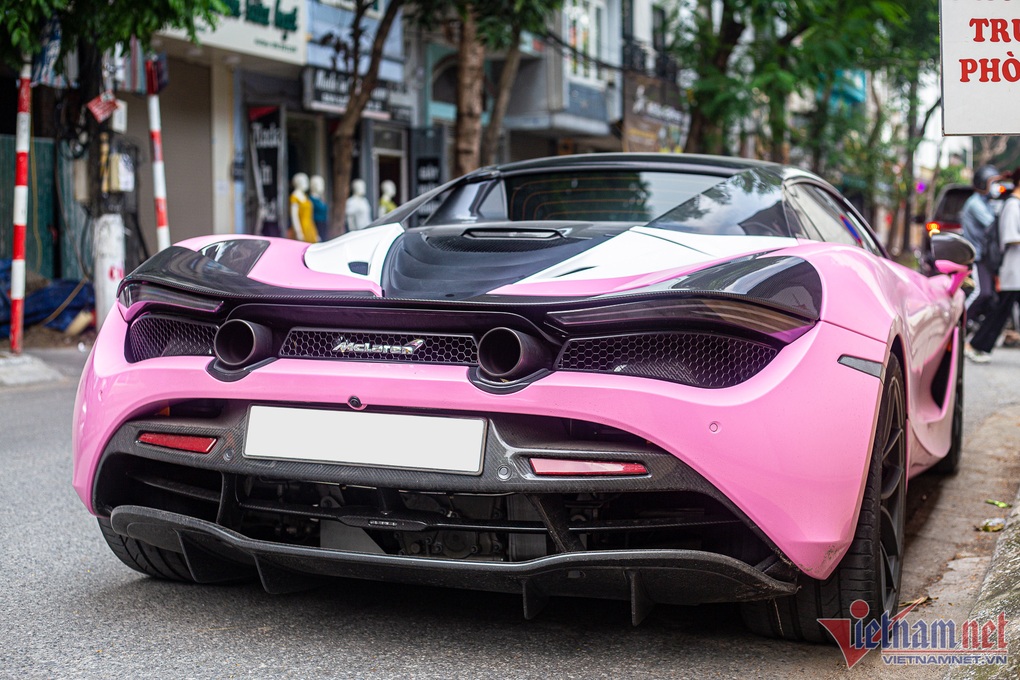 McLaren 720S Spider hơn 14 tỷ từng của Trang Nemo đã bán ra Hà Nội - 6 McLaren 720S Spider hơn 14 tỷ từng của Trang Nemo đã bán ra Hà Nội - 6