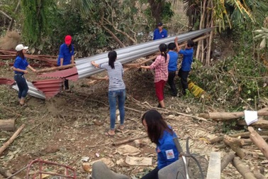 Chung tay sẻ chia cùng đồng bào Quảng Bình