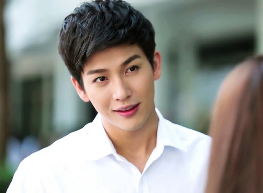 Bốc phét tiền tỷ thì điện thoại reo, chồng tôi lộ bộ mặt thật với bạn bè - 1 Bốc phét tiền tỷ thì điện thoại reo, chồng tôi lộ bộ mặt thật với bạn bè - 1