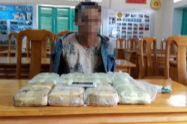 Bắt giữ đối tượng vận chuyển gần 48 nghìn viên ma túy từ Lào về Việt Nam