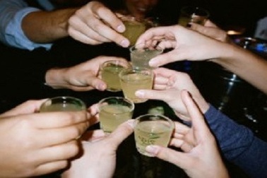 Quản lý Thị trường vào cuộc vụ “rượu độc chứa methanol” tại Bắc Ninh