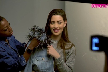 Rawan Bin Hussain xinh đẹp trong buổi chụp hình