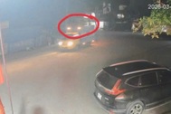 CSGT truy vết tài xế ô tô gây tai nạn làm chết người rồi bỏ trốn
