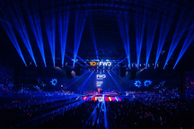 Hàng nghìn khán giả cùng nhảy "See tình" tại FWD Music Fest 2023