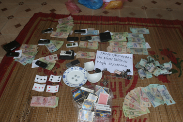 Triệt phá vụ đánh bạc liên tỉnh, thu giữ hơn 300 triệu đồng