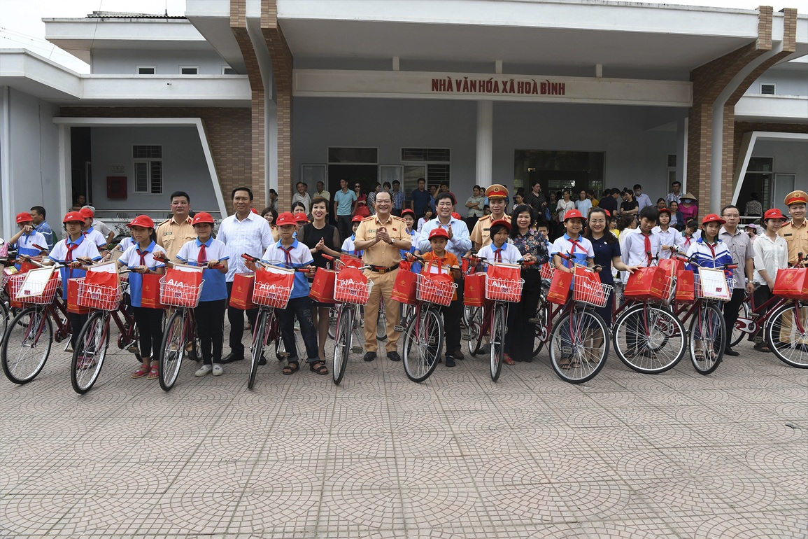 Đoàn viên thanh niên Cục Cảnh sát giao thông xung kích trên mọi mặt trận - 4 Đoàn viên thanh niên Cục Cảnh sát giao thông xung kích trên mọi mặt trận - 4