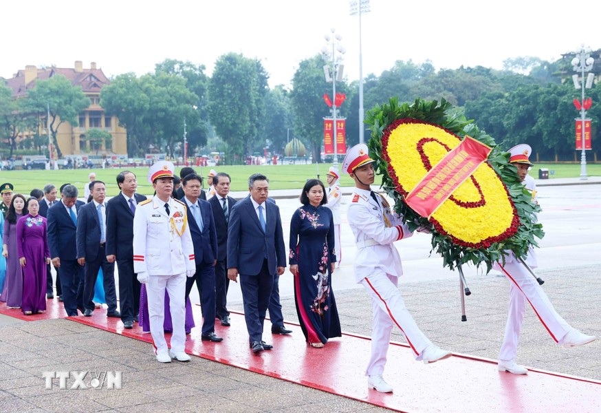 Lãnh đạo Đảng, Nhà nước vào Lăng viếng Chủ tịch Hồ Chí Minh nhân dịp Quốc khánh - 6