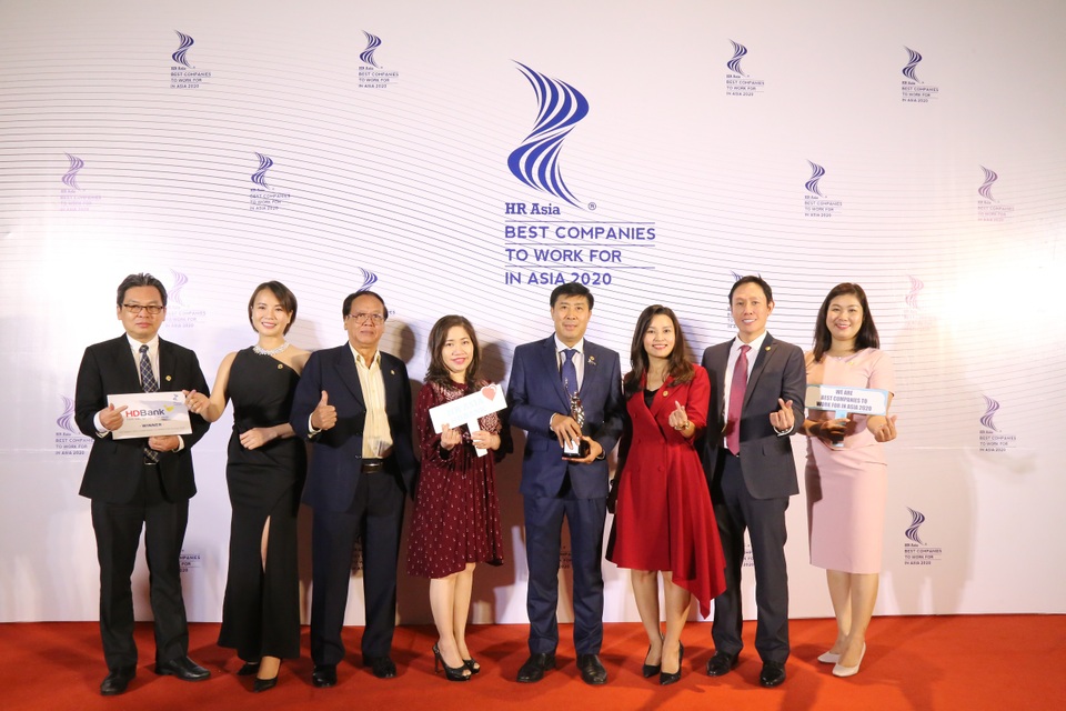 HDBank 3 năm liên tục được vinh danh “Nơi làm việc tốt nhất châu Á” - 4 HDBank 3 năm liên tục được vinh danh “Nơi làm việc tốt nhất châu Á” - 4