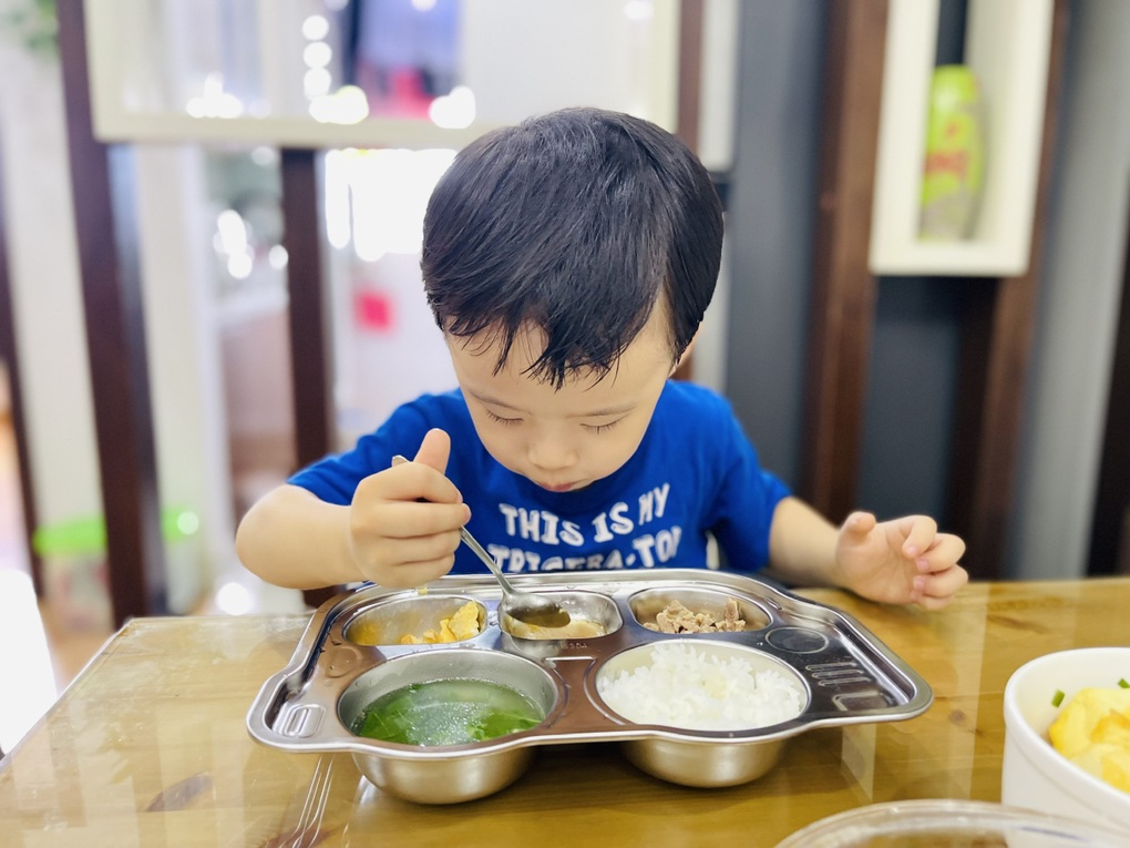 Nhiều trẻ em Việt bị đói vi chất dinh dưỡng - 2 Nhiều trẻ em Việt bị đói vi chất dinh dưỡng - 2