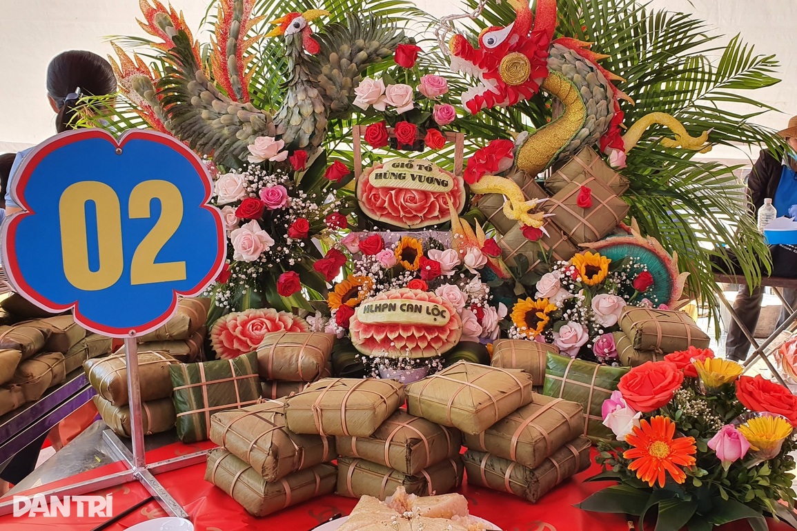Gói hàng nghìn bánh chưng dâng Quốc Tổ Hùng Vương - 4 Gói hàng nghìn bánh chưng dâng Quốc Tổ Hùng Vương - 4