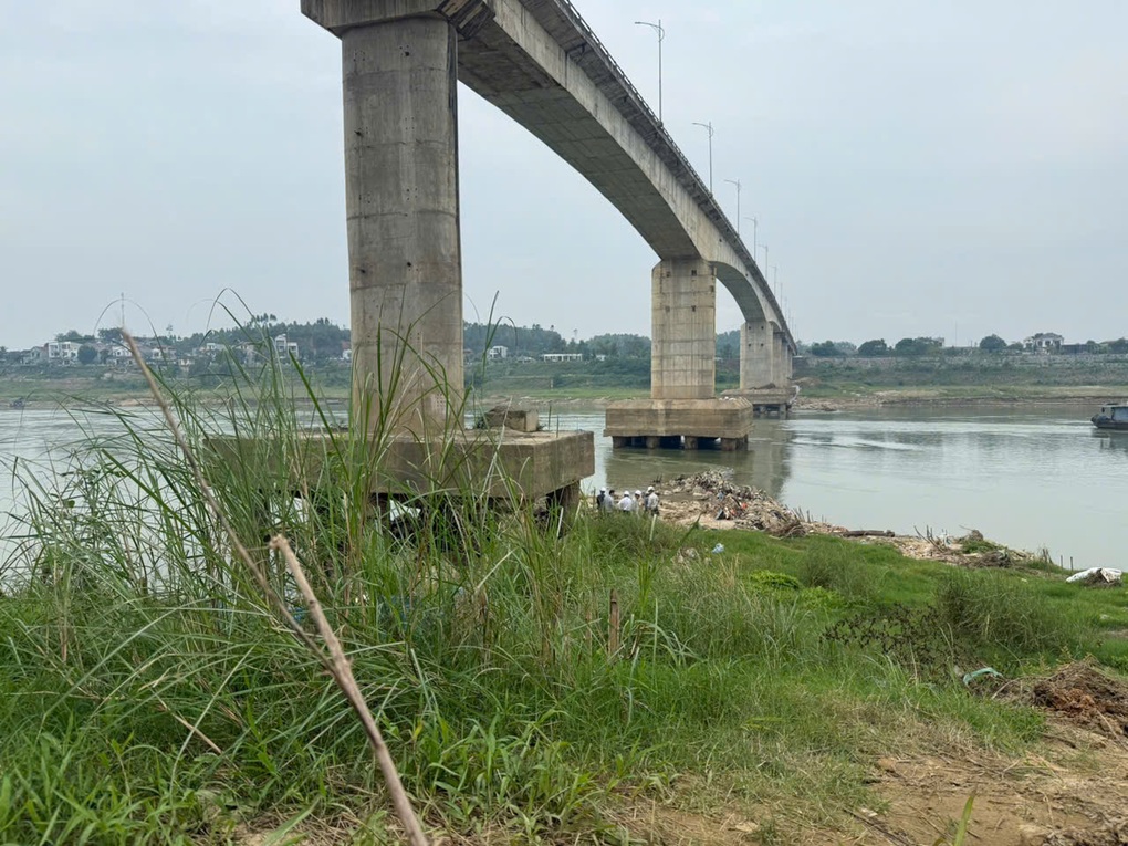 Có cứu được trụ cầu Sông Lô bị hỏng ở Phú Thọ? - 3