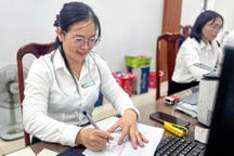 Trao quyền cho công chức: Hết cảnh “ký nháy” để lãnh đạo ký thật