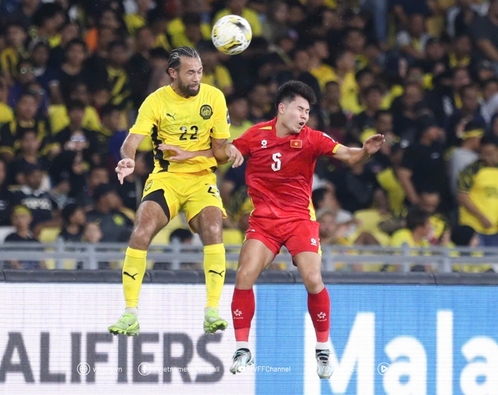 Chuyên gia: “Malaysia thắng đậm tuyển Việt Nam chưa hẳn nhờ nhập tịch”