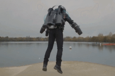 Bộ giáp Iron man, giúp người mặc bay lượn như trong phim, được bán với giá 443.000USD