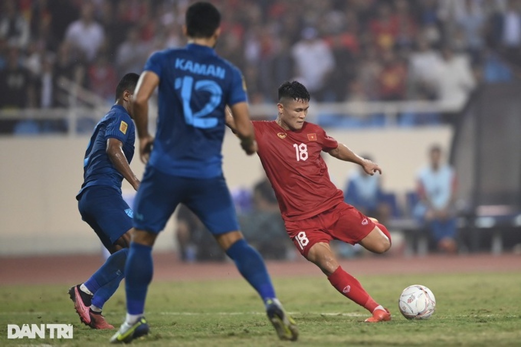 Điều kiện nào giúp tuyển Việt Nam vô địch AFF Cup trên đất Thái Lan? - 2 Điều kiện nào giúp tuyển Việt Nam vô địch AFF Cup trên đất Thái Lan? - 2