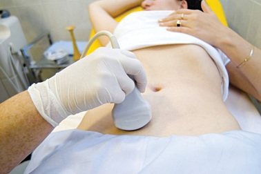 Diễn tiến và triệu chứng của ung thư buồng trứng