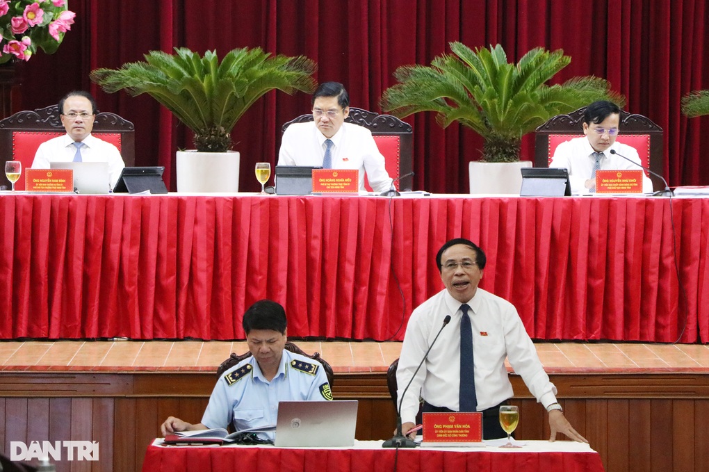 Hàng giả dán nhãn thật, người dân làm thế nào để “tiêu dùng thông minh”?