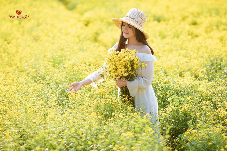 Thiếu nữ xứ chè xinh tươi tạo dáng đón Xuân - 2 Thiếu nữ xứ chè xinh tươi tạo dáng đón Xuân - 2