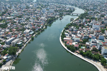 Đường đi bộ hơn 260 tỷ đồng dọc sông Như Ý ngổn ngang trước ngày về đích