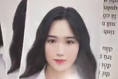 “Hot girl ảnh thẻ” 10x học giỏi, làm người mẫu kiếm 20 triệu đồng/tháng