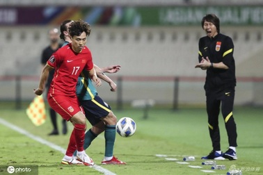 HLV Li Tie: "Áp lực truyền thông khiến cầu thủ Trung Quốc phát điên"