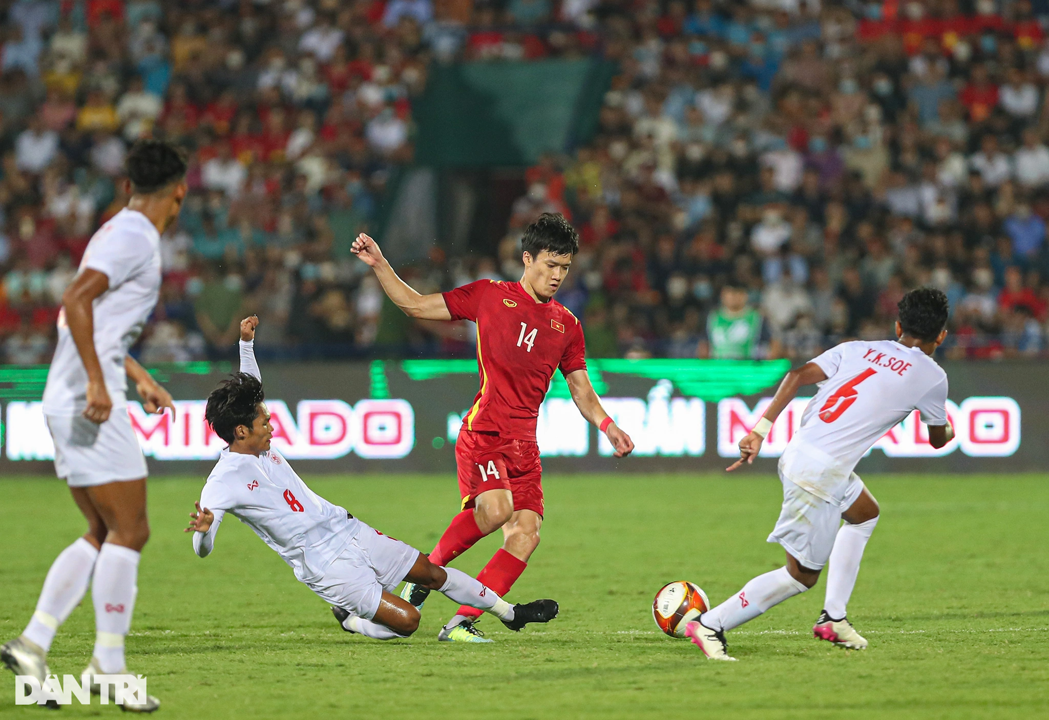 U23 Việt Nam thủy chiến đánh bại U23 Myanmar, dẫn đầu bảng A ở SEA Games - 8 U23 Việt Nam thủy chiến đánh bại U23 Myanmar, dẫn đầu bảng A ở SEA Games - 8