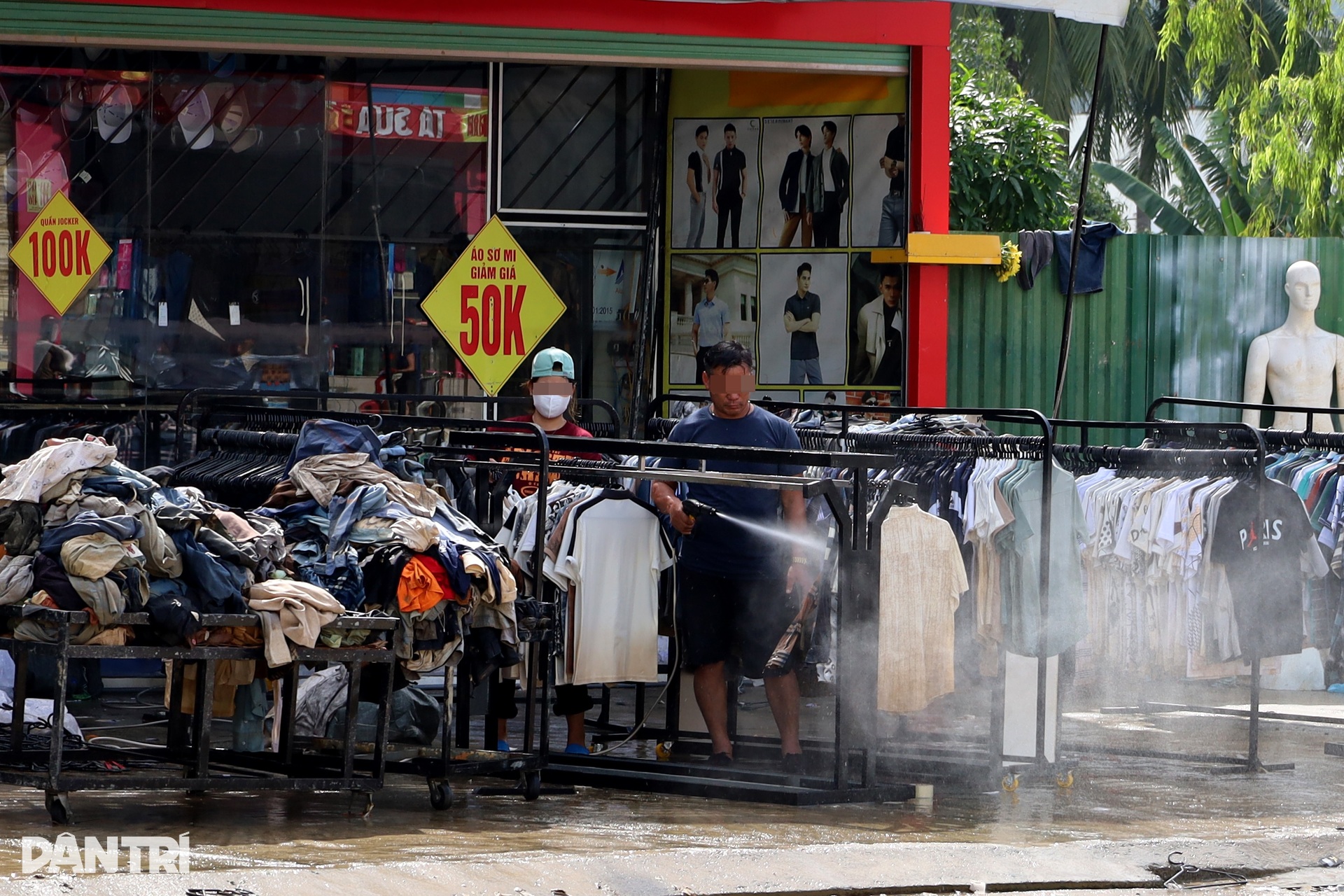 Nha Trang sau khi lũ rút - 6