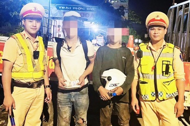 Hành động đẹp của CSGT Quảng Ngãi khi biết hoàn cảnh thiếu niên vi phạm