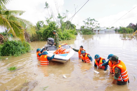 Một người mất tích, hơn 1.700 căn nhà bị ngập vì mưa lũ ở Lâm Đồng