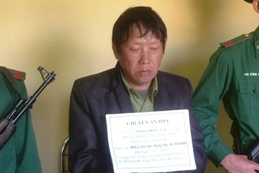 Bắt quả tang đối tượng vận chuyển 6kg ma túy đá