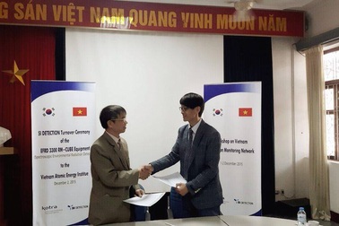 Hàn Quốc tặng hệ thiết bị quan trắc phóng xạ môi trường trực tuyến EFRD-3300 cho Việt Nam