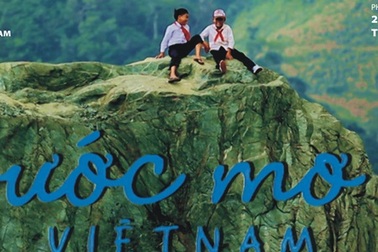 Tập đoàn Điện lực Việt Nam chắp cánh ước mơ cho học sinh nghèo vượt khó