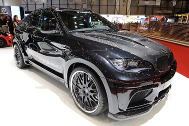 Một BMW X6 mạnh mẽ hơn Lamborghini