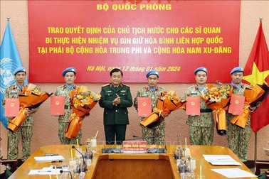 5 sĩ quan Việt Nam lên đường sang châu Phi