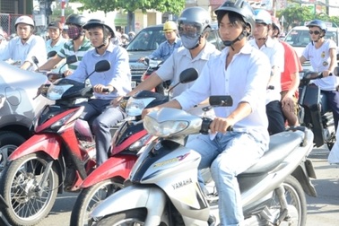 TPHCM chưa thu phí đường bộ xe máy trong năm 2013