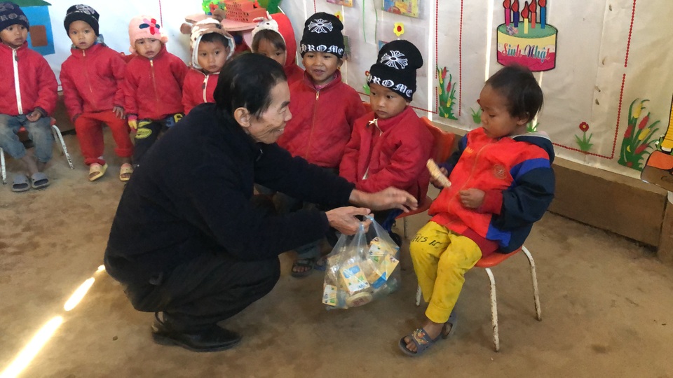 Báo Dân trí khởi công xây dựng trường Mầm non sát biên giới Việt - Lào - 8