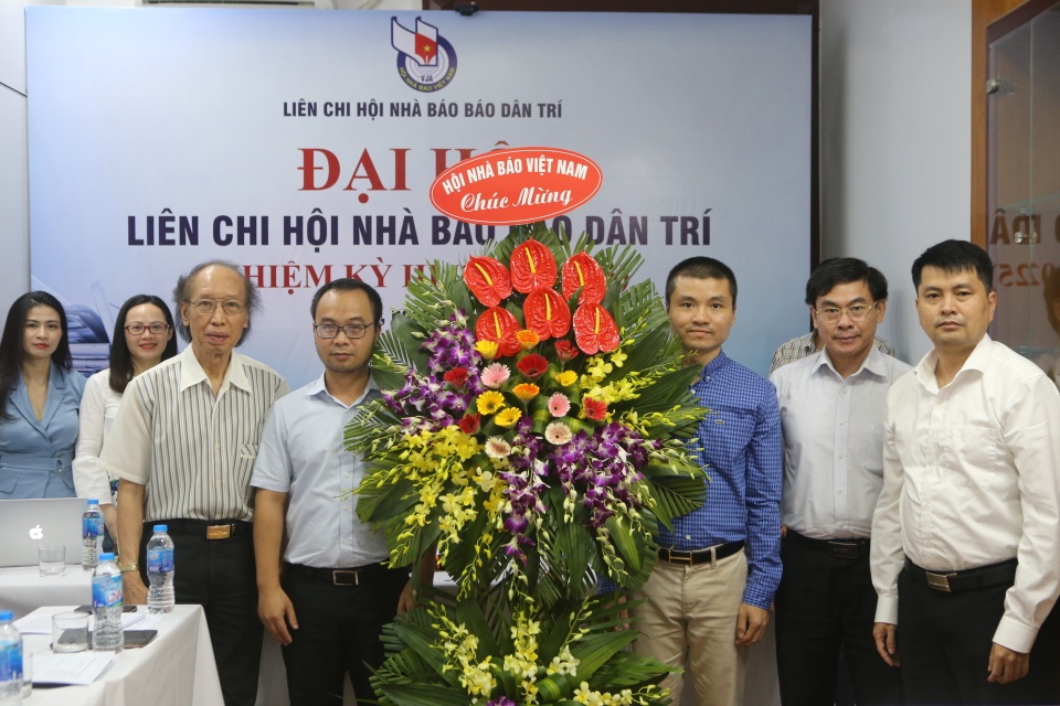 Ra mắt Liên chi hội Nhà báo báo Dân trí nhiệm kỳ 2020-2025 - 1 Ra mắt Liên chi hội Nhà báo báo Dân trí nhiệm kỳ 2020-2025 - 1