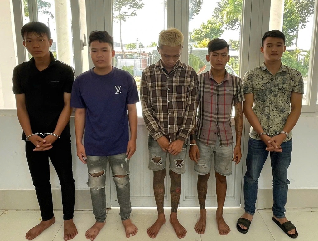 Bắt cóc chủ nợ bất thành, 6 đối tượng cướp xe máy bỏ trốn - 1