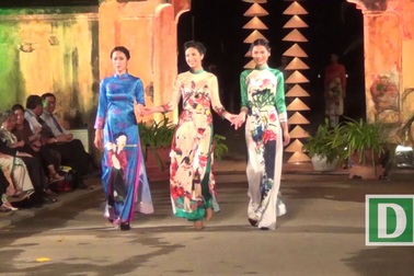 Hoa hậu Ngọc Hân chia sẻ về bộ sưu tập áo dài sắp tới.