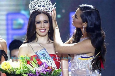 Nhan sắc quyến rũ của tân hoa hậu thế giới Philippines