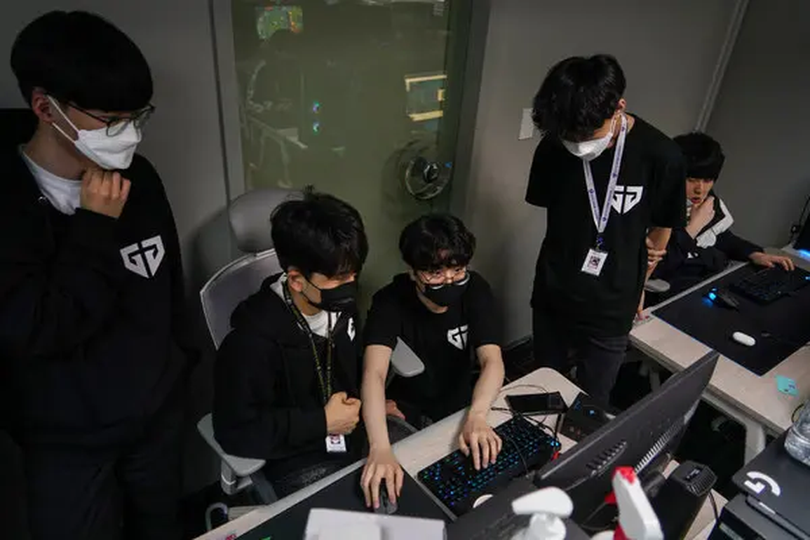 Hàn Quốc đào tạo game thủ chuyên nghiệp từ bậc trung học - 2 Hàn Quốc đào tạo game thủ chuyên nghiệp từ bậc trung học - 2