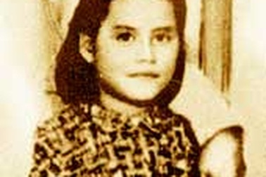 Bé gái 12 tuổi sắp sinh con